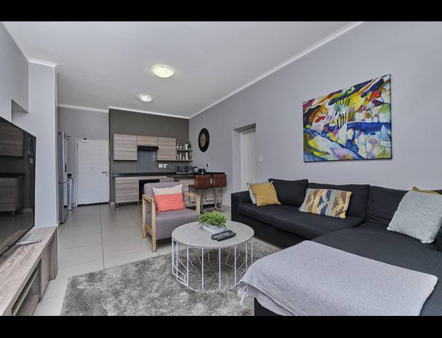 2 BEDROOM APARTMENT TO LET IN BLUE HILLS